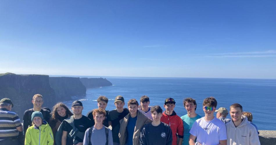 9T_Cliffs